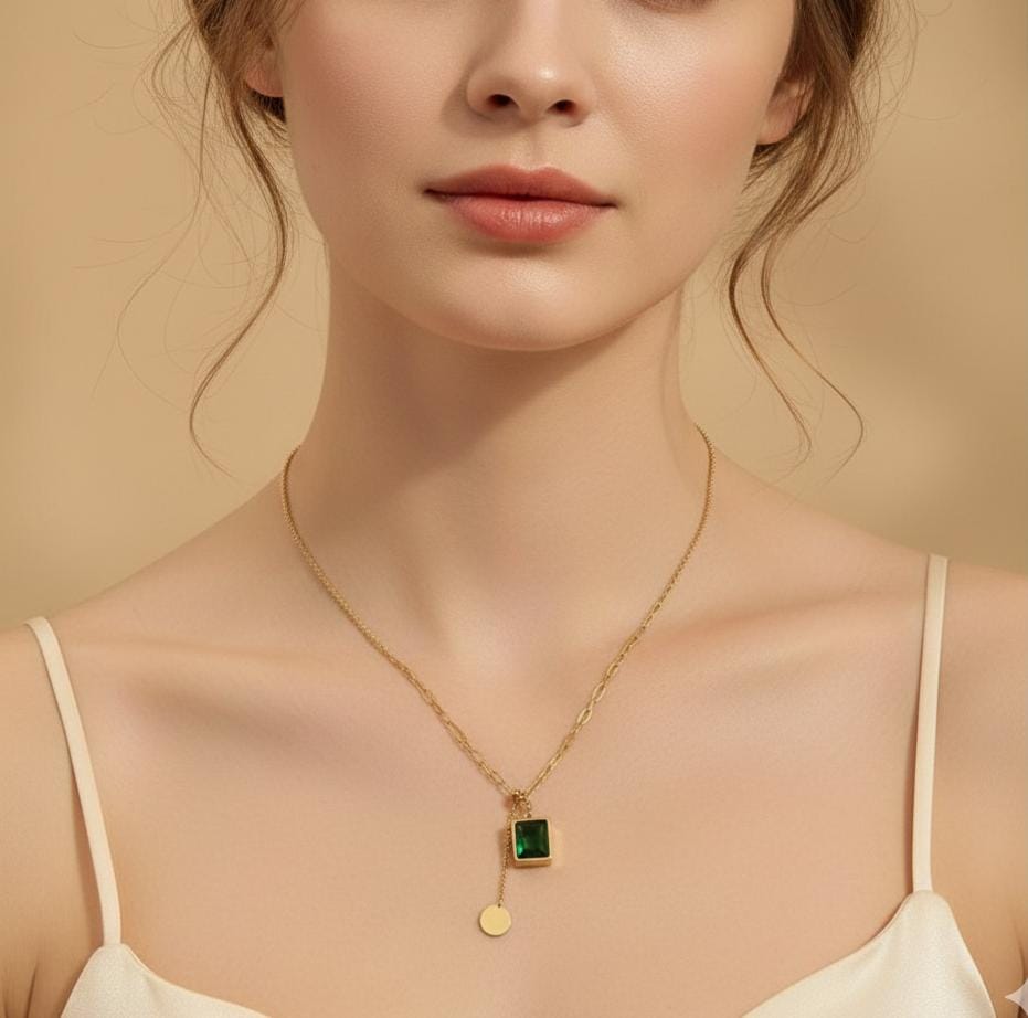 Anti Tarnish Green pendent necklace